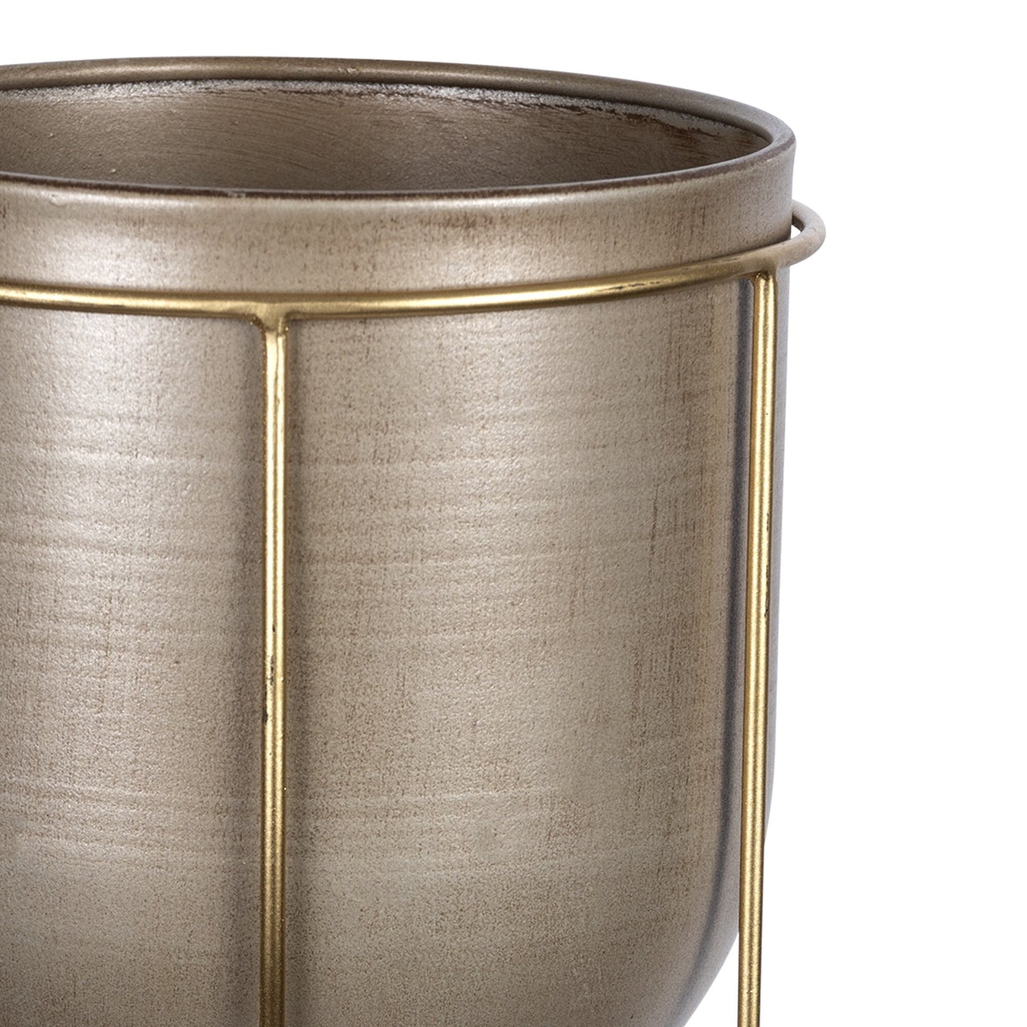 Bronze and gold metallic planter detail showing light-reflective finish and sophisticated design
