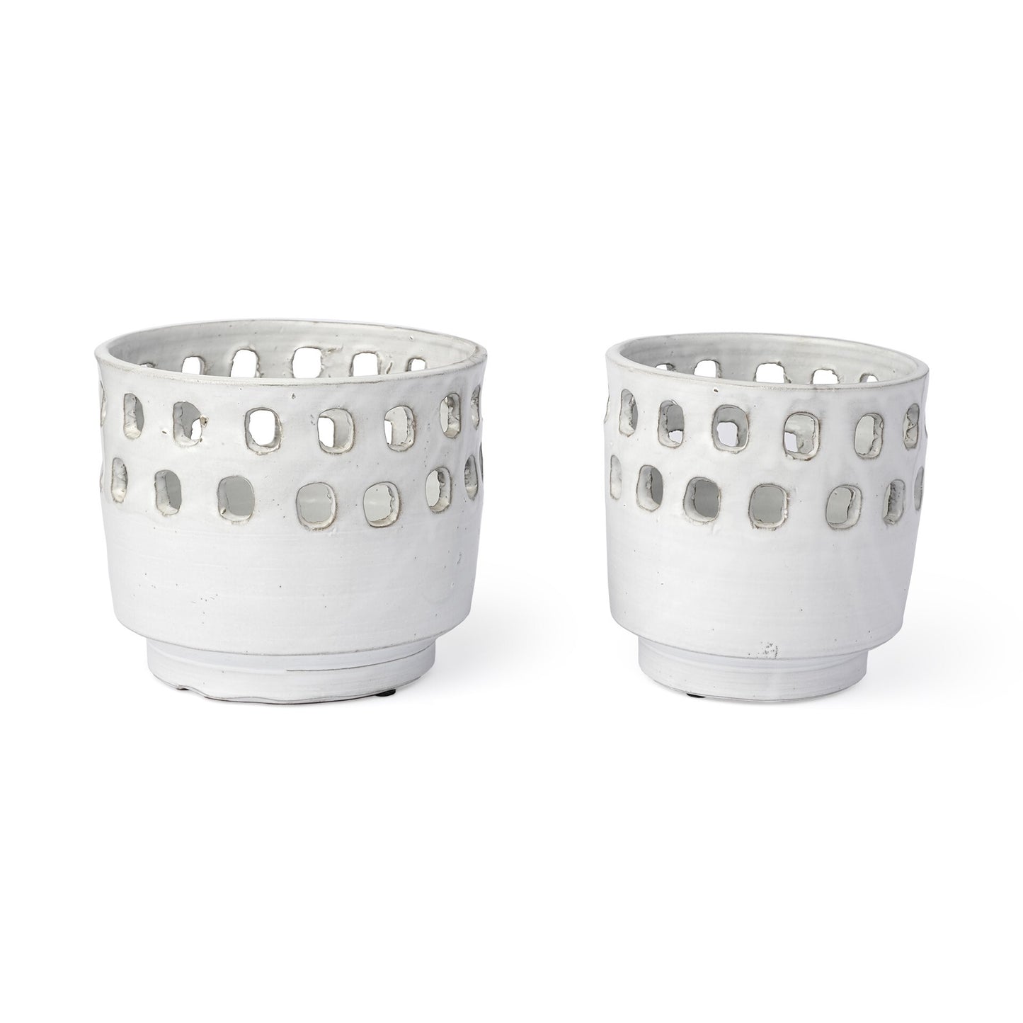 🏺 Set of 2 White Ceramic Vases with Hollow Details - Modern Decorative Vases